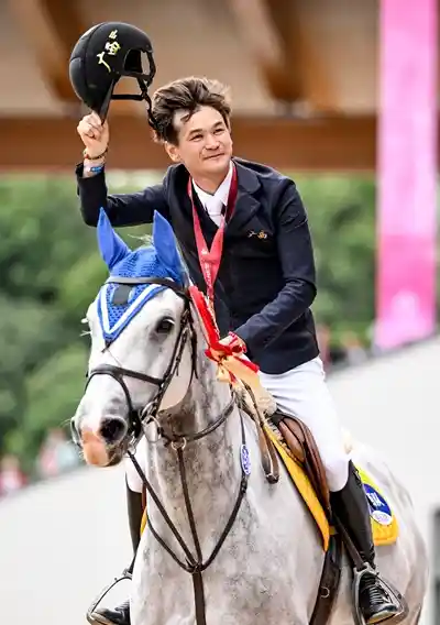 十五运会马术巅峰对决！广西骑手霸气夺金，荣耀加冕