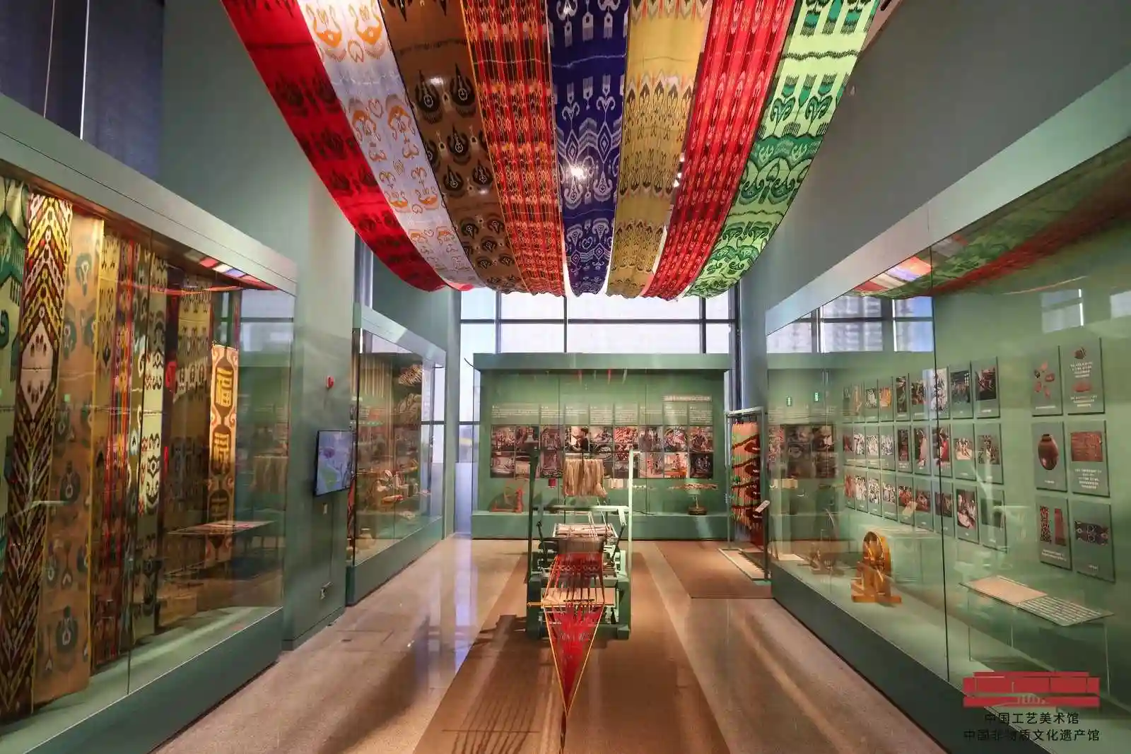 丝路非遗绽京华——和田瑰宝亮相首都