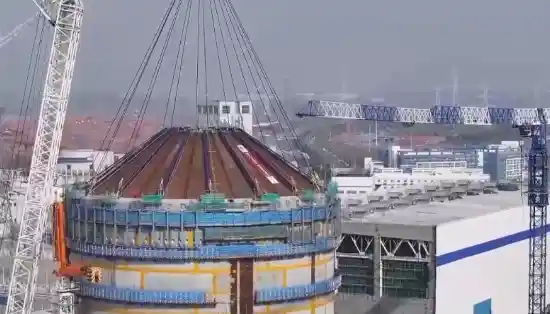 巨无霸空中舞者：海阳核电3号机组钢穹顶完美落位