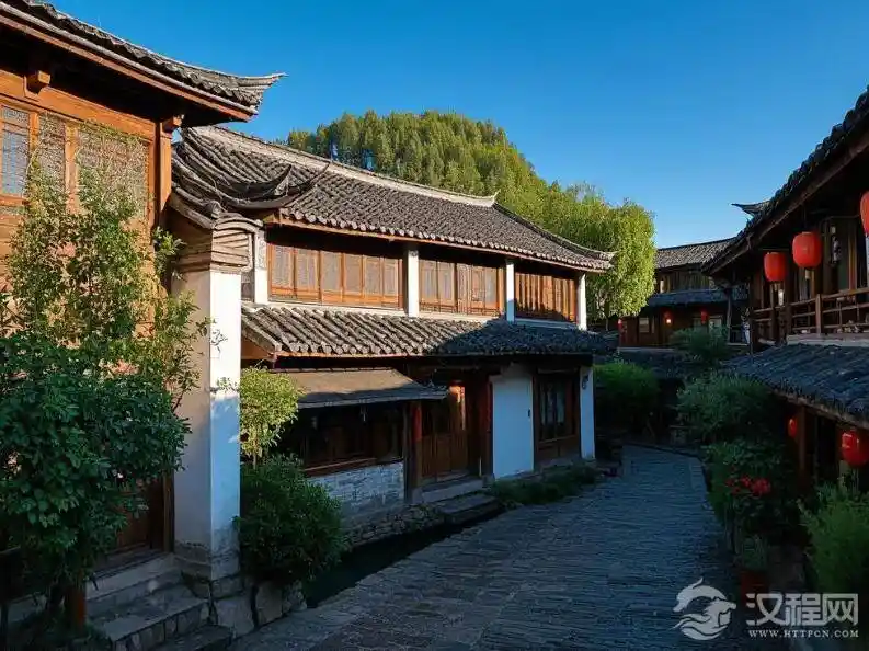 探秘丽江束河古镇：独特建筑风貌揭秘