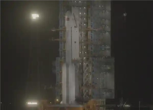 梦醒时分：我国通信技术试验卫星十六号成功升空