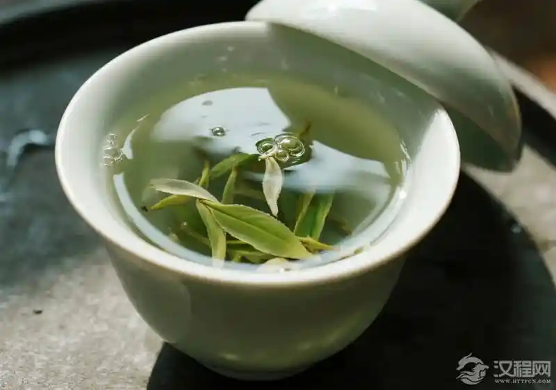 茶性冷暖有别，体质不符反伤身！