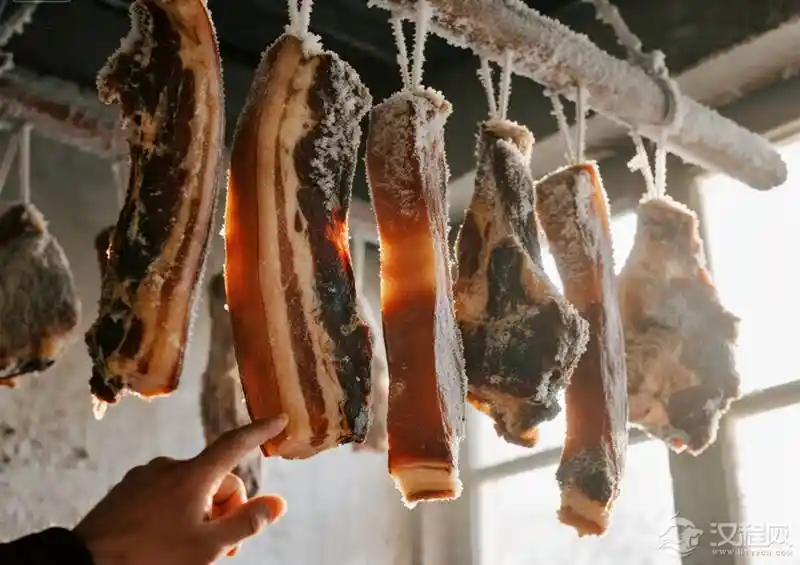 腊肉长白毛竟是宝贝？专家揭秘：这3个特征暗藏美味玄机