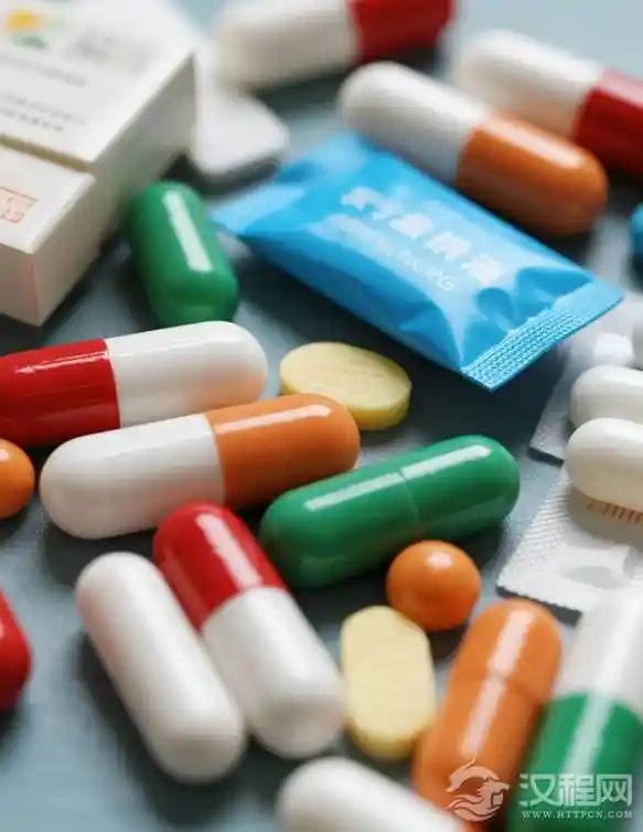 过期药品别乱扔！环保新主张：科学处理守护绿水青山