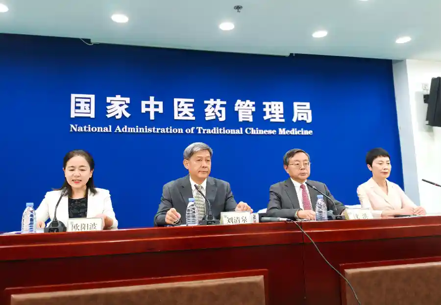 秋日脉动预警！中医大咖亲授秋季高发疾病应对秘籍