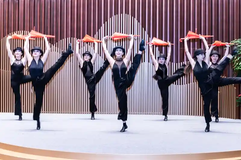 《雨中曲》再临北京，经典舞段抢先体验